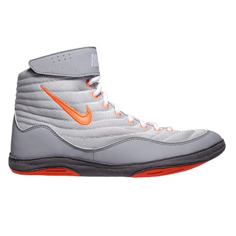 nike freek wrestling shoes youth.